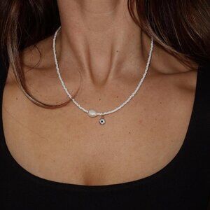 🪩White Beaded Necklace